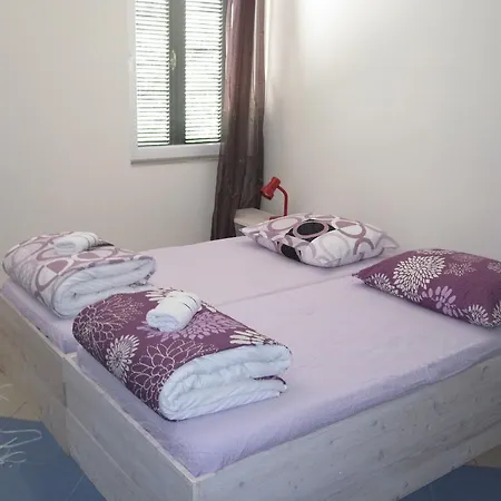 Dubrovnik Karla * Komolac